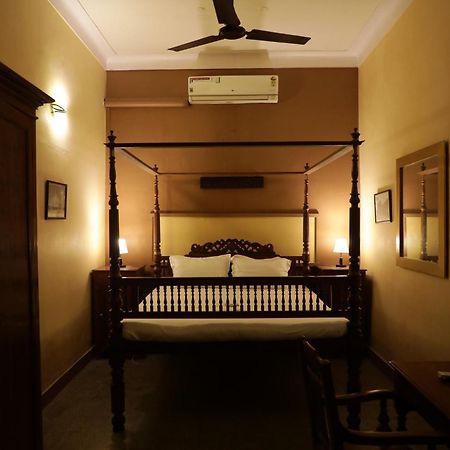 French Villa Pondicherry Eksteriør bilde