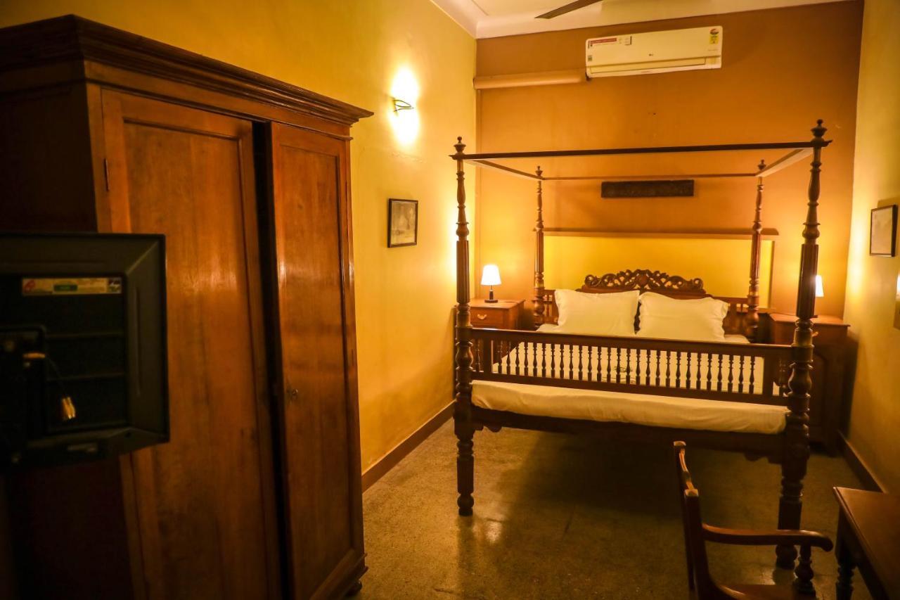 French Villa Pondicherry Eksteriør bilde