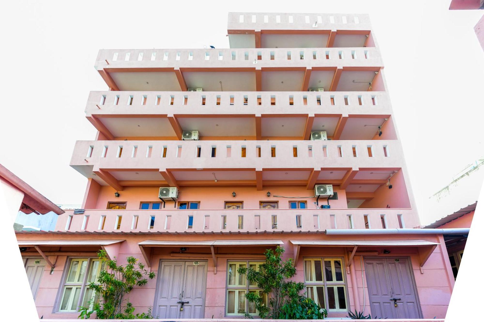 French Villa Pondicherry Eksteriør bilde