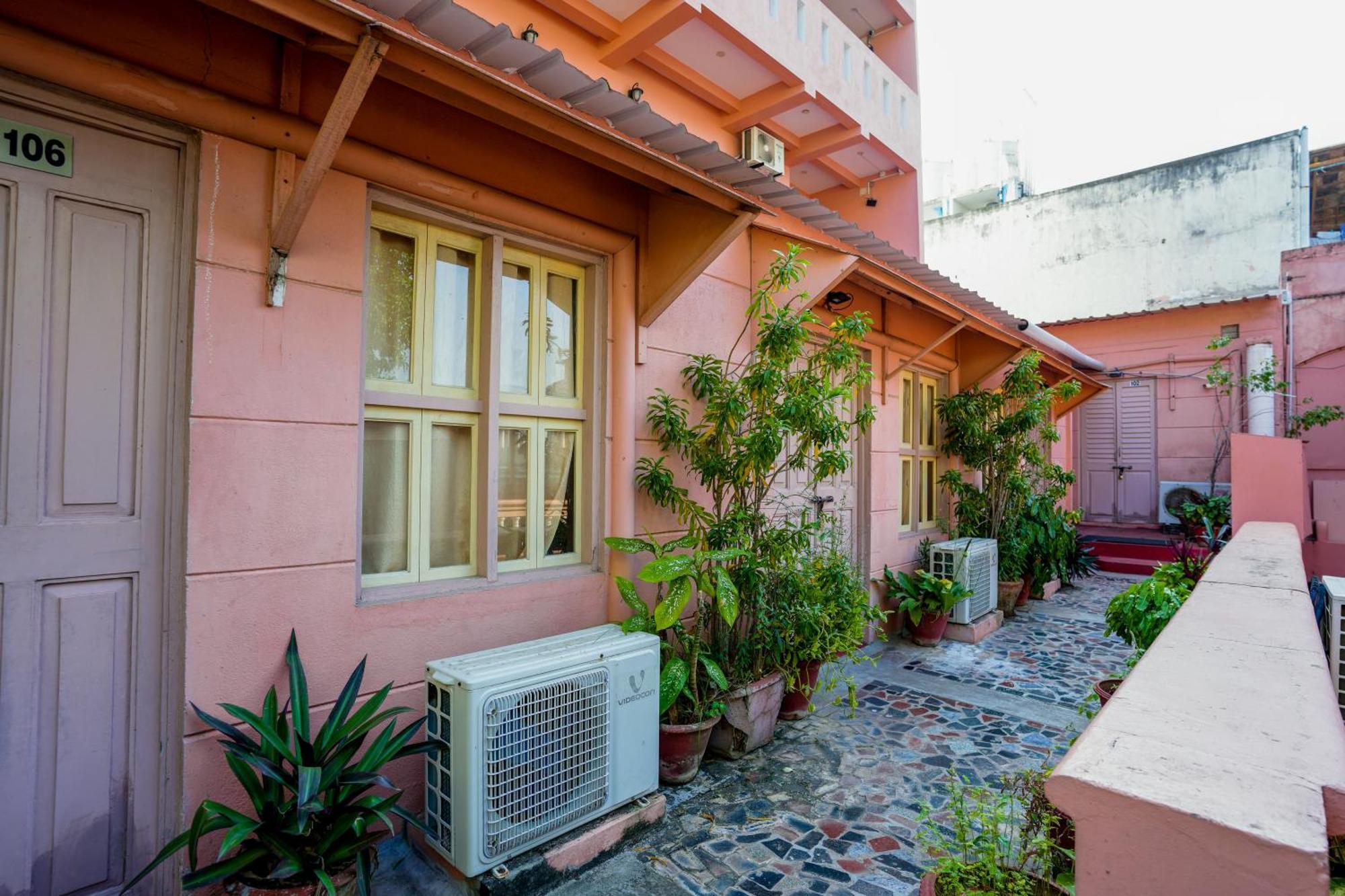 French Villa Pondicherry Eksteriør bilde