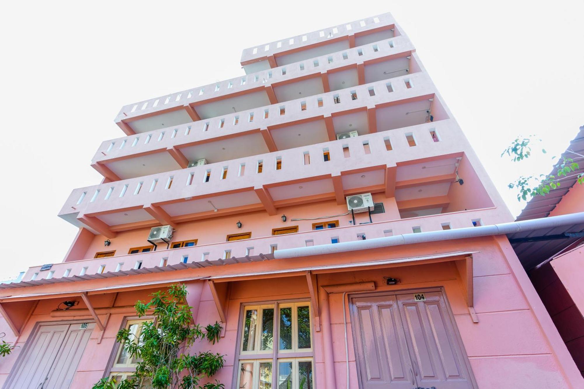 French Villa Pondicherry Eksteriør bilde