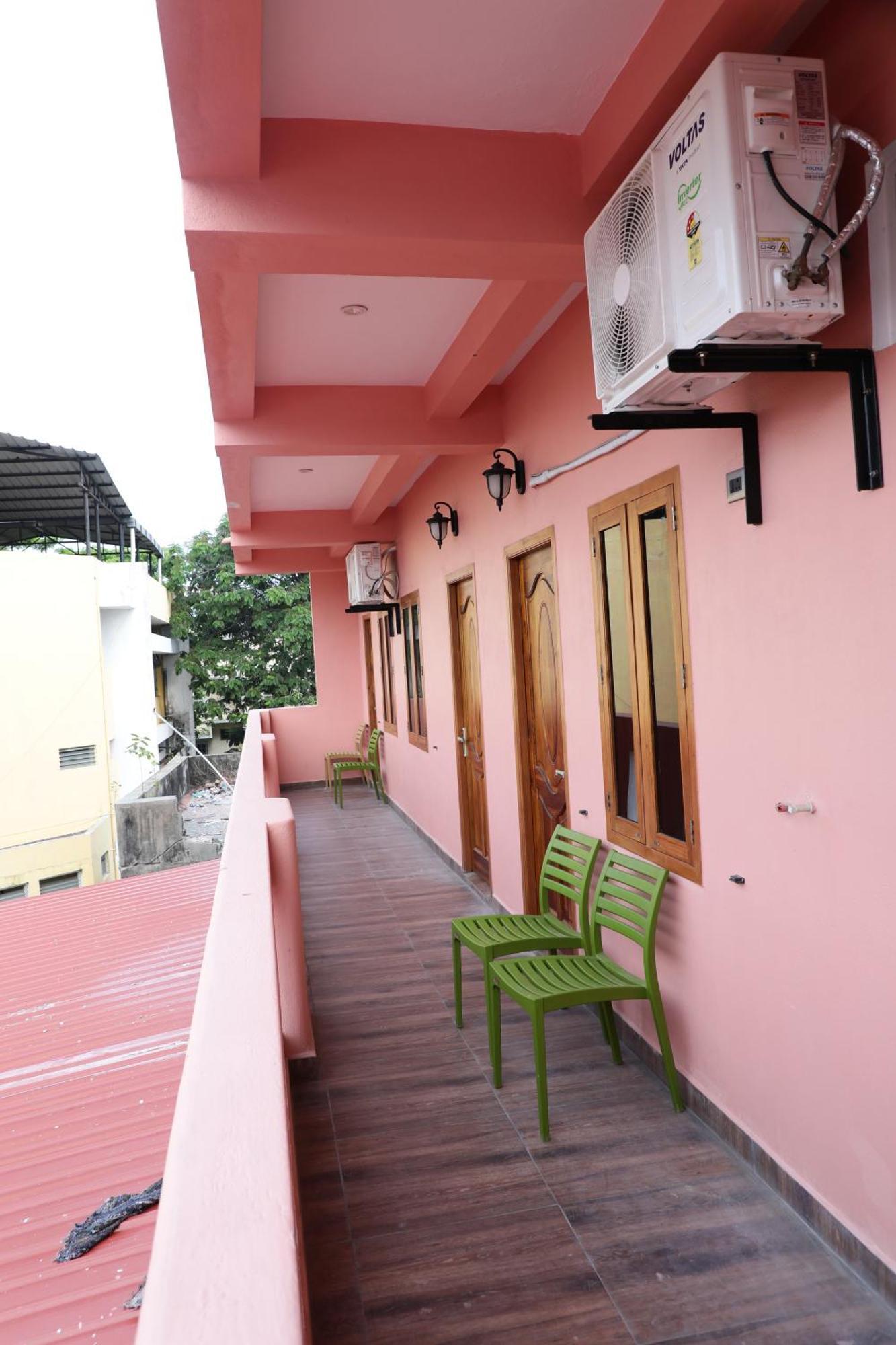 French Villa Pondicherry Eksteriør bilde